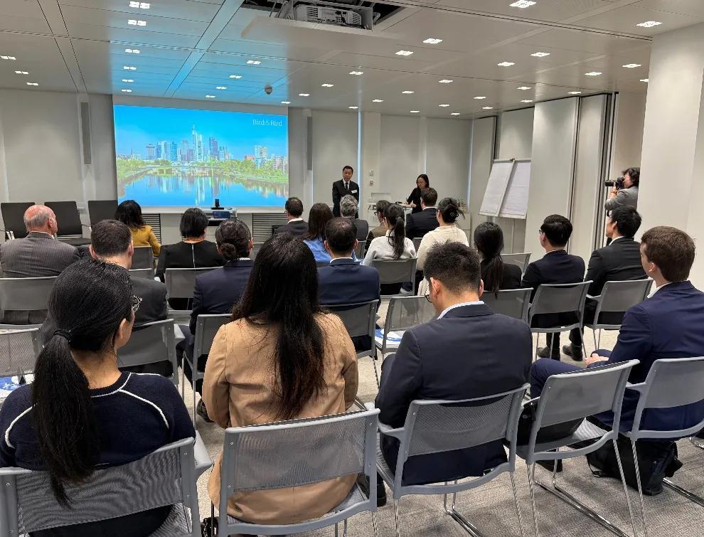 ȫ���ٲ�ʵ������ŷ�ٲ��ƶ���ʵ����ר