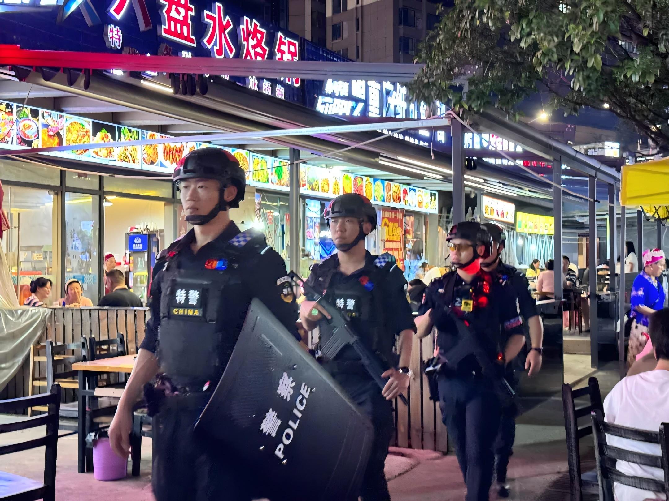 街面巡逻防控.jpg 街面巡逻防控.jpg