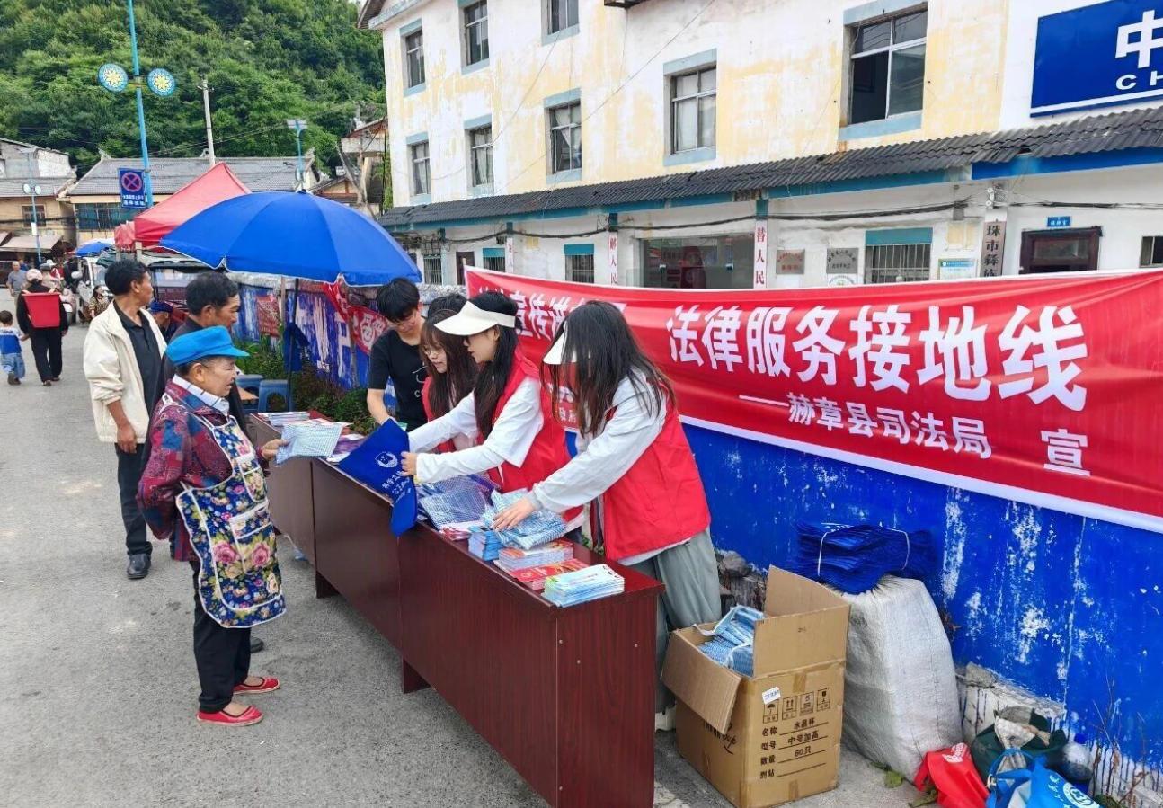 活动现场.jpg 活动现场.jpg