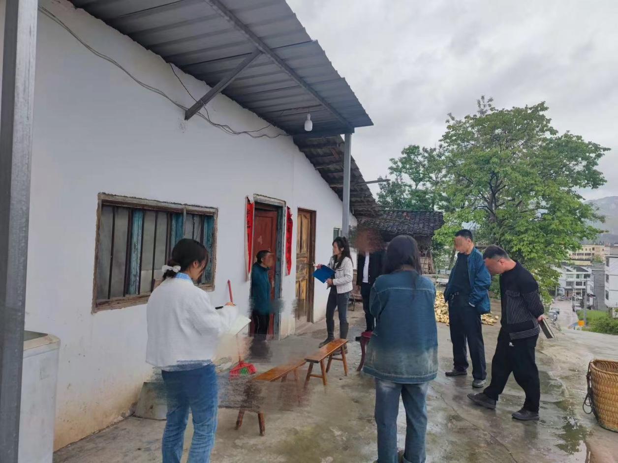 陈世梅：以法为尺 以情为桥 做乡村治理的“暖心守护者”