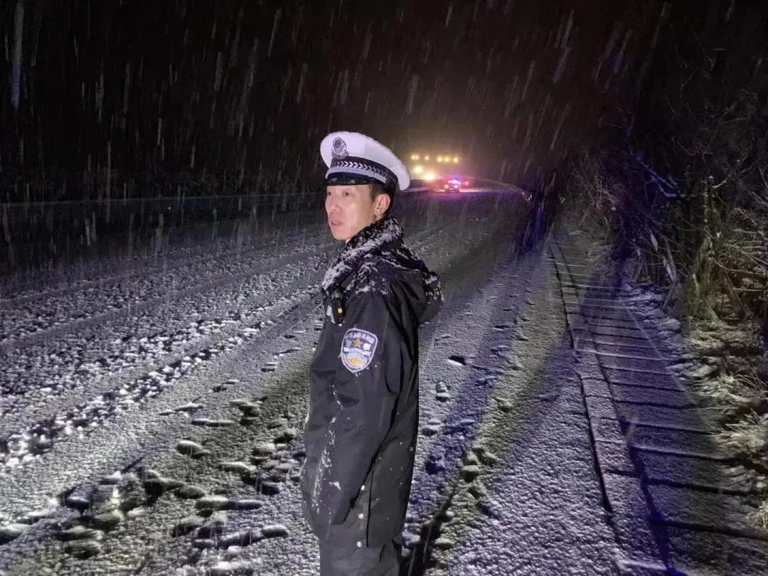 “鹰眼警官”杨兵：以锐眼破局 用初心暖民