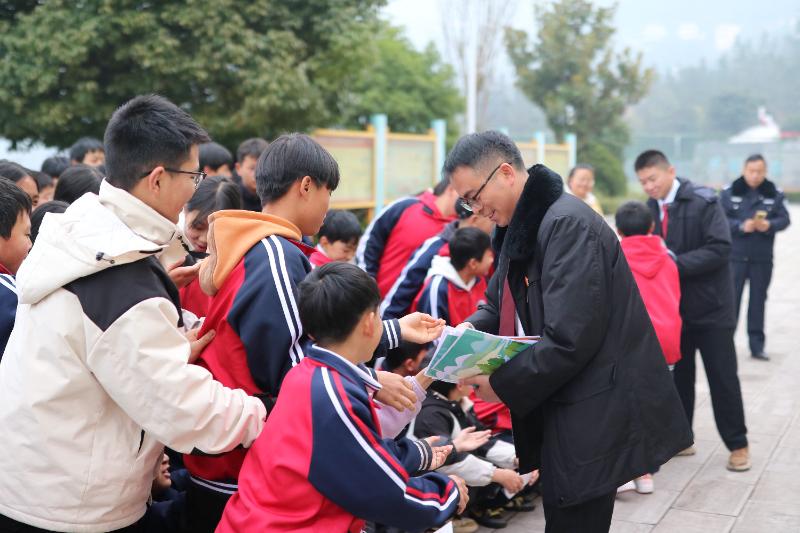 宪法精神浸润盘州大地，多部门联动构建普法新格局