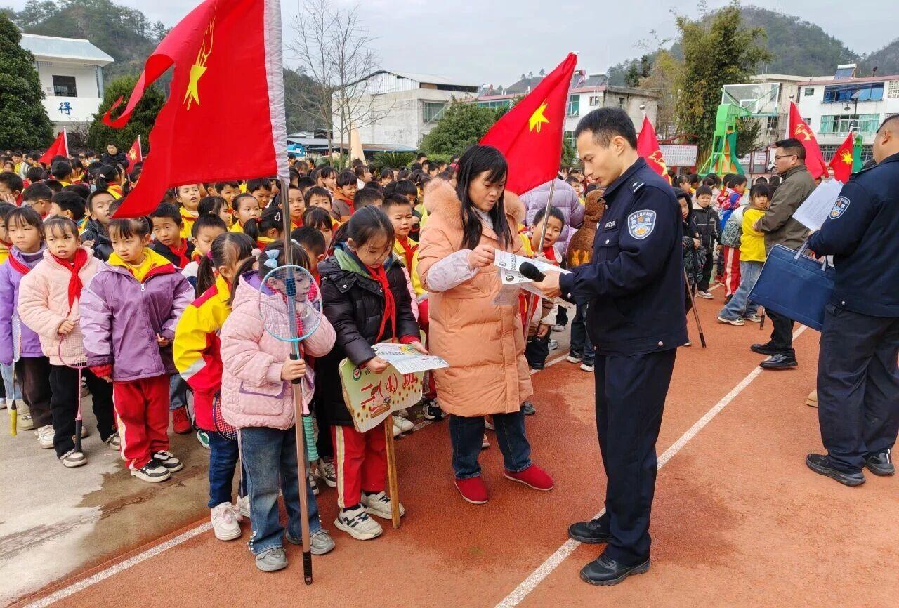 图2 宣讲活动现场.jpg