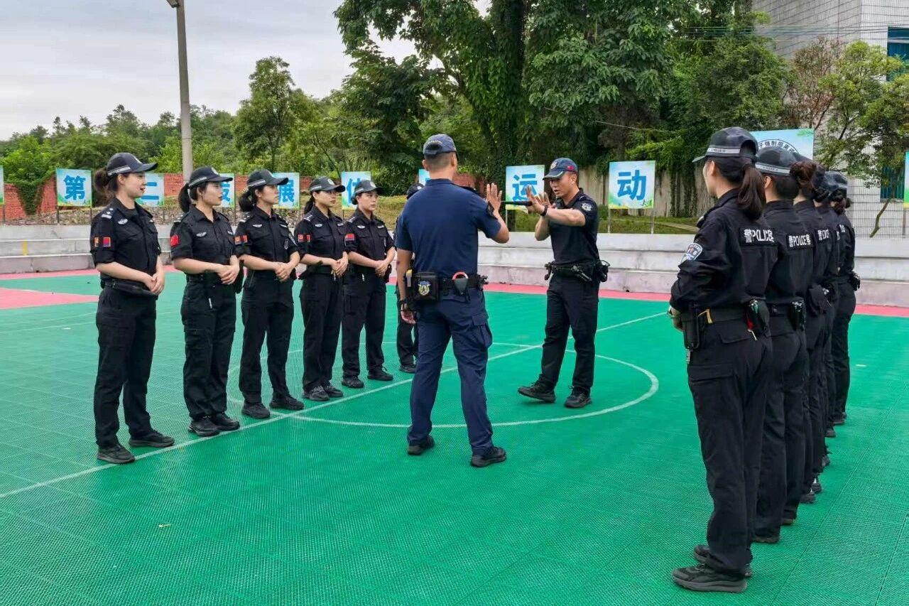 图1 开展岗位技能培训.jpg