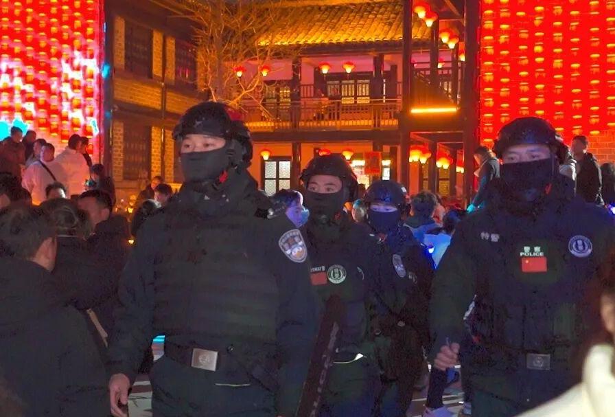 安顺公安“旅游警务+低空护航” 为发展注入公安动能