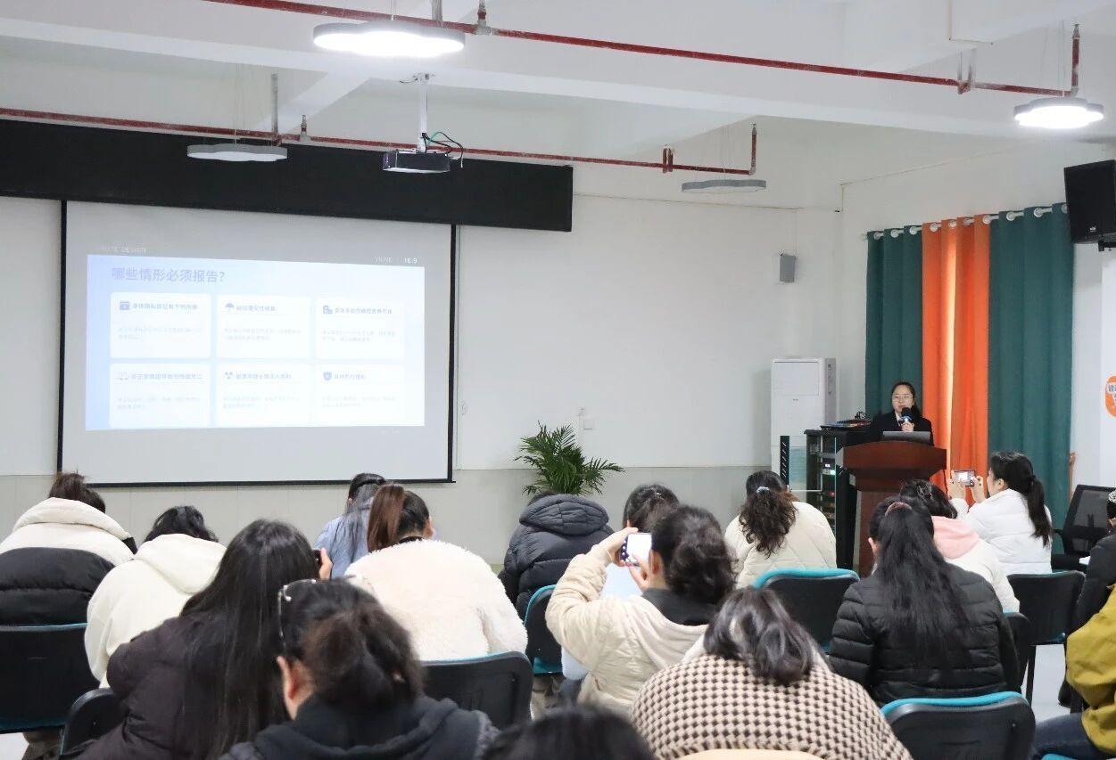 贵州都匀检察“阿蕾傩工作室”点亮开学法治第一课