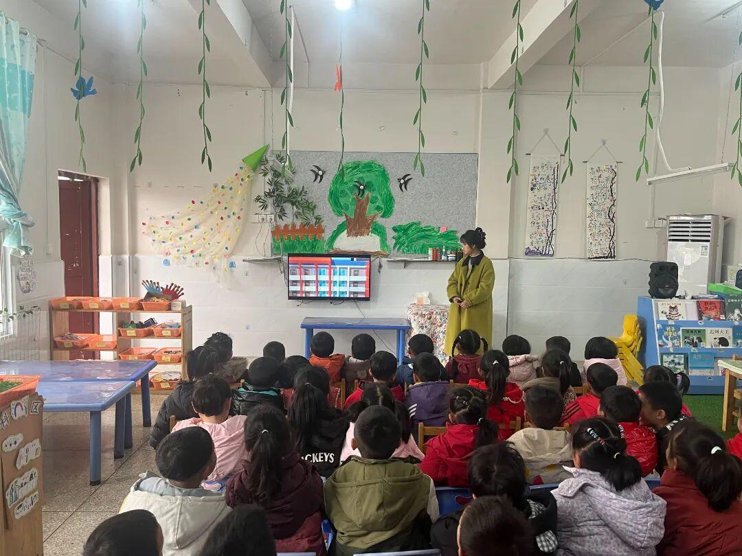 图3  3月6日，朱家场茅坡小学、茅坡幼儿园法治副校长张宇婷到校开展法治宣传活动.jpg