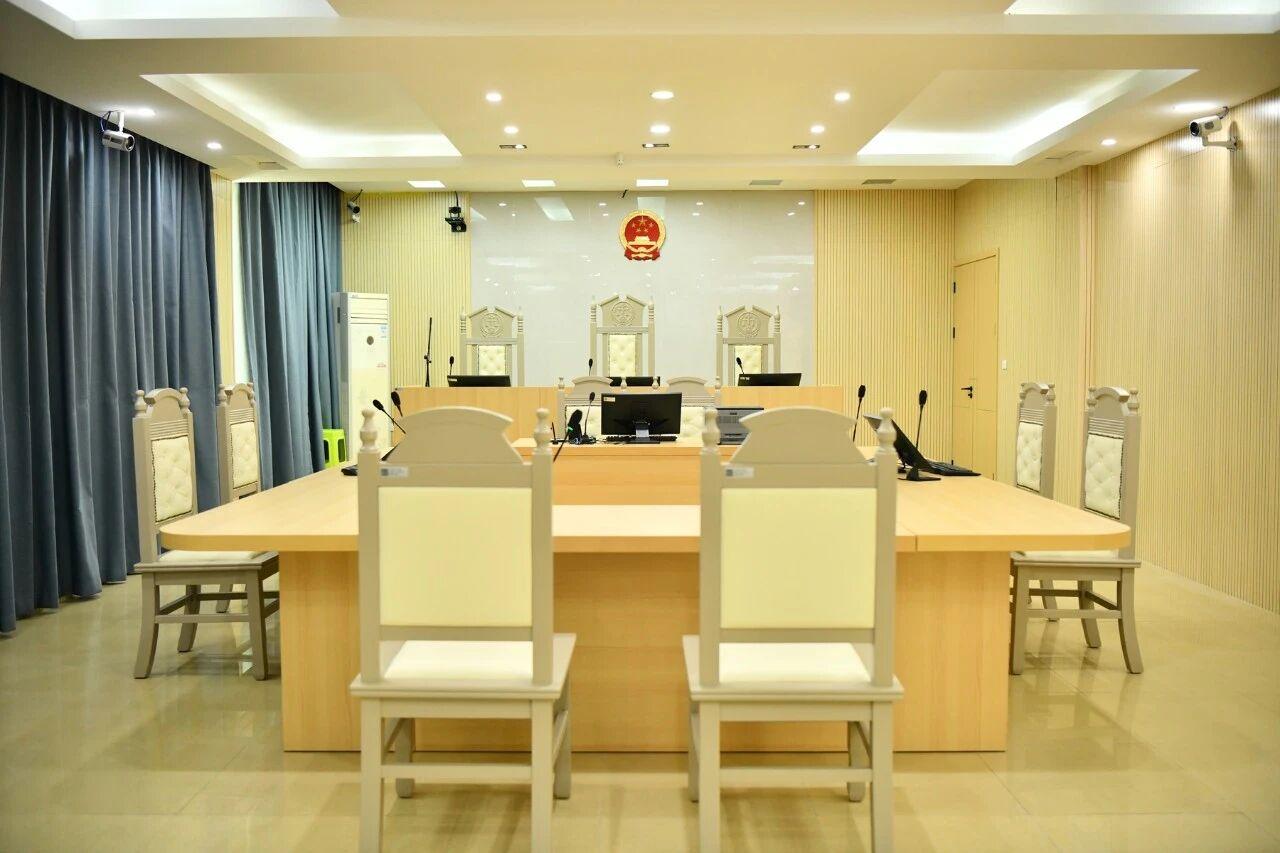 图2 U型法庭.jpg