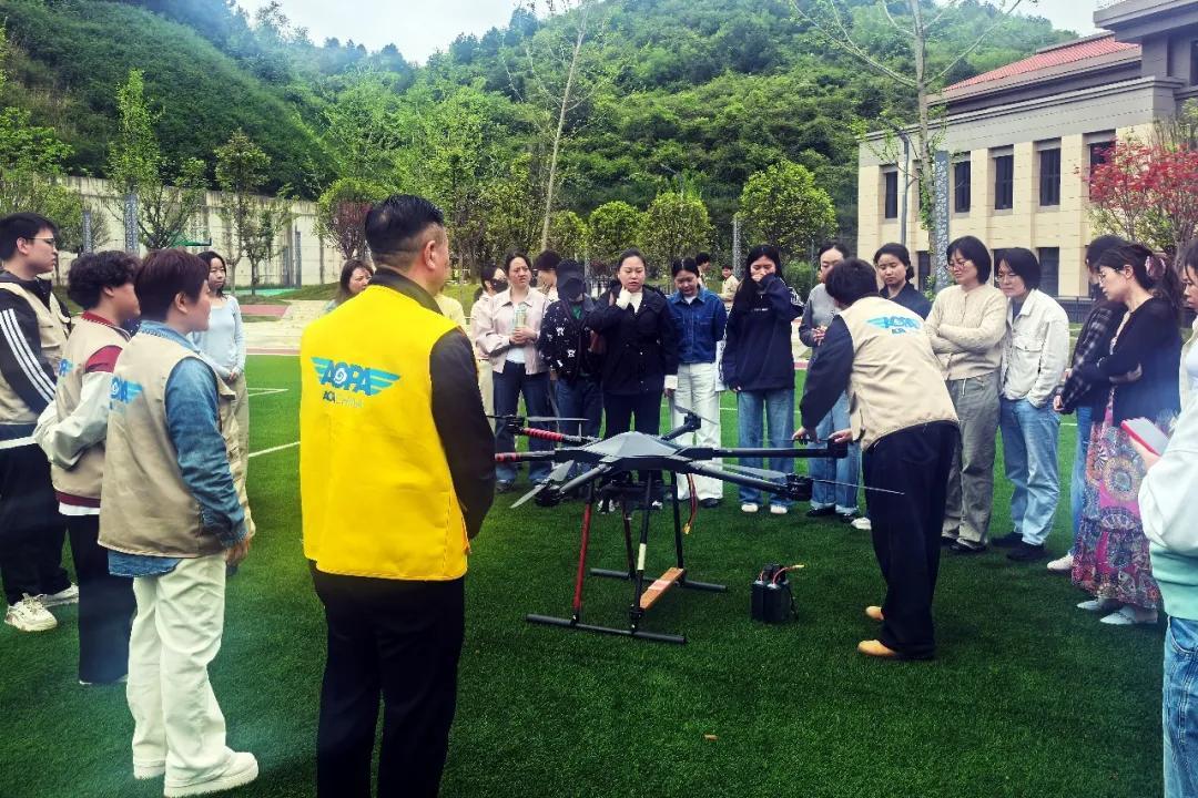 贵州省女子强制隔离戒毒所开展“科技赋能”专题培训