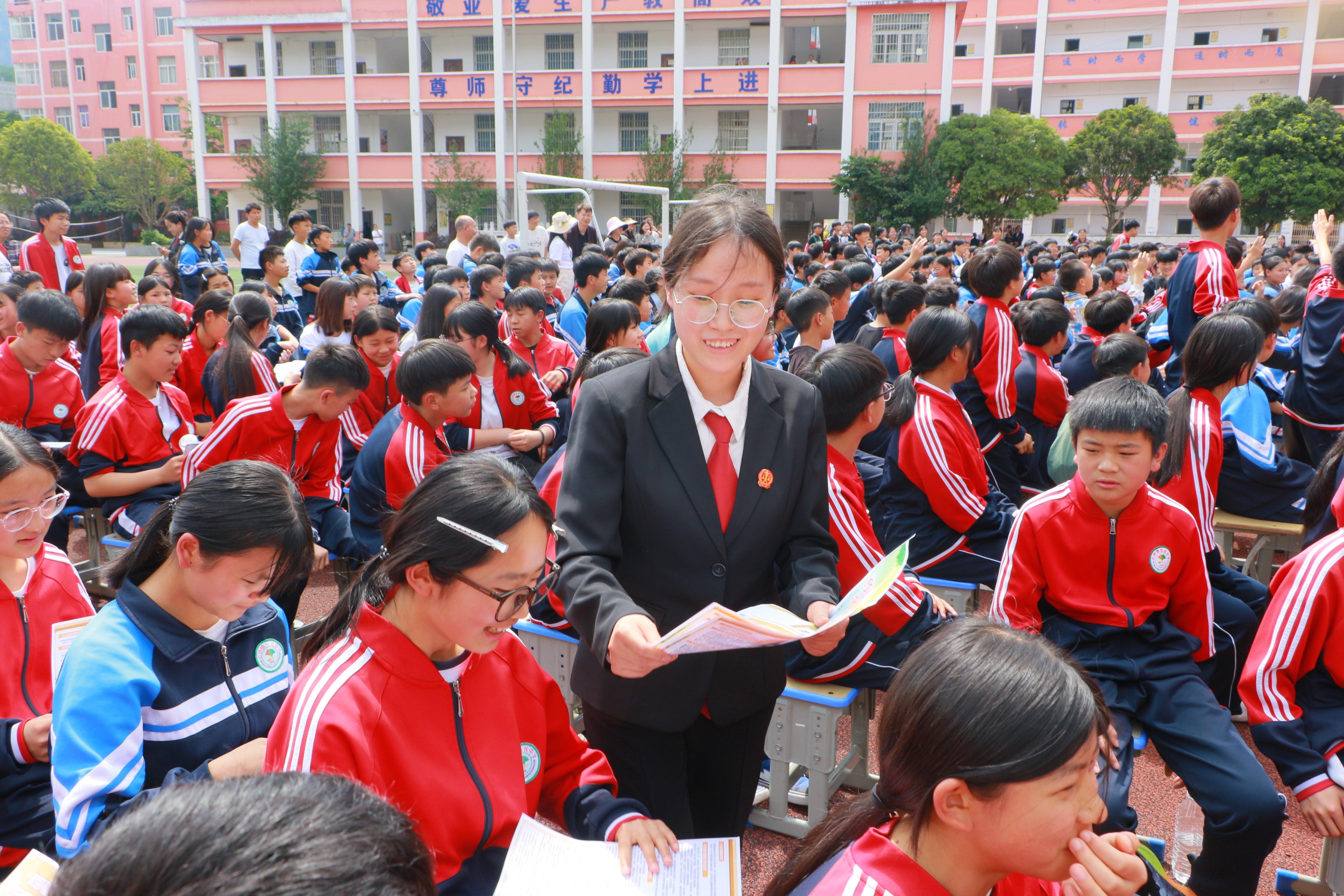 贵州盘州法院让法治教育“活”起来