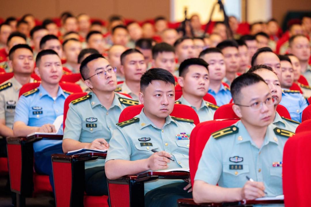 图2 培训班开班仪式现场.jpg