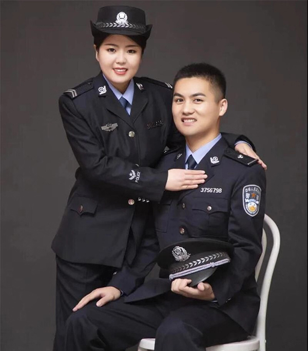 青岛监狱干警刘金超:推迟了婚礼 却升华了爱情