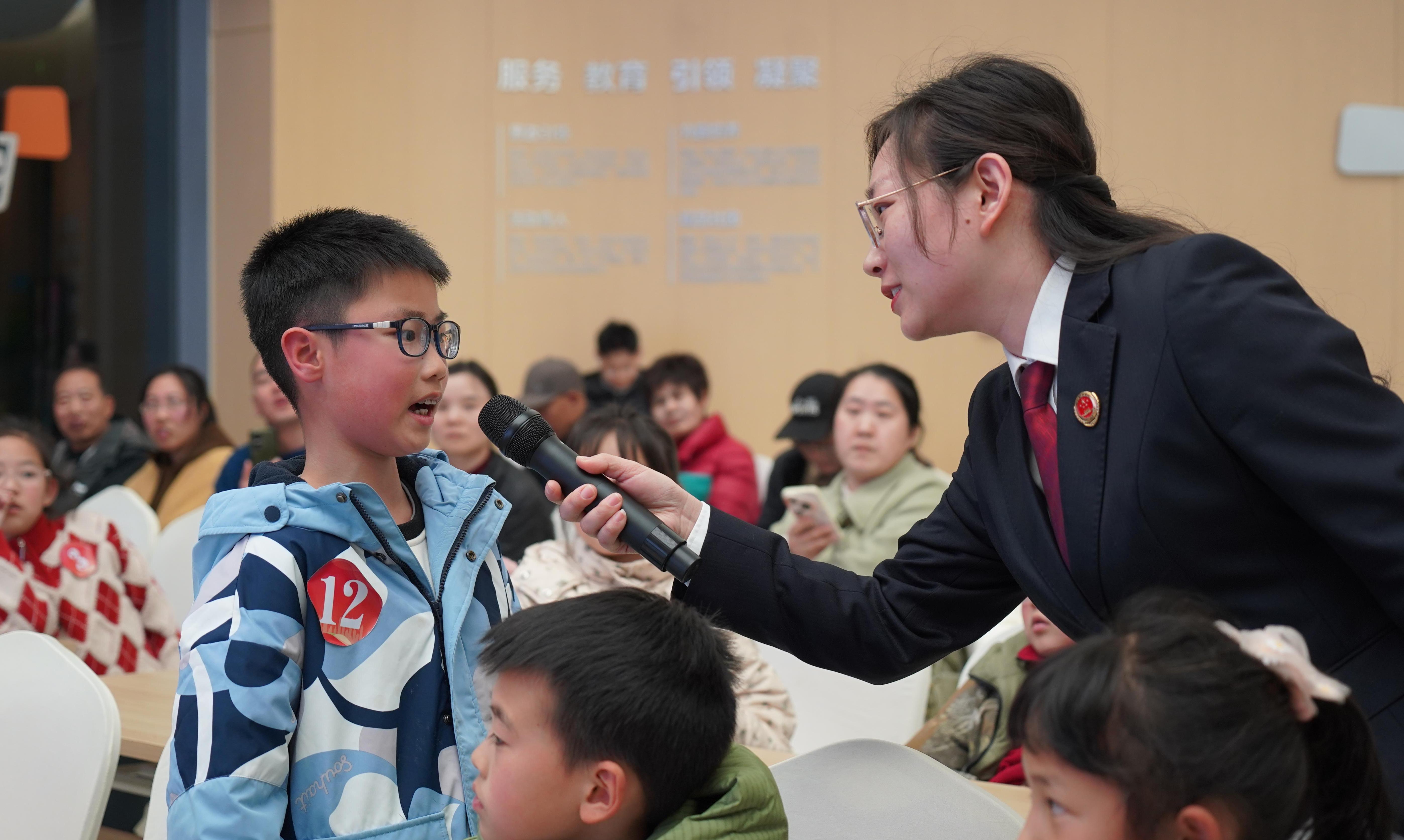 舟山首屆青少年學法擂臺賽“巔峰對決”