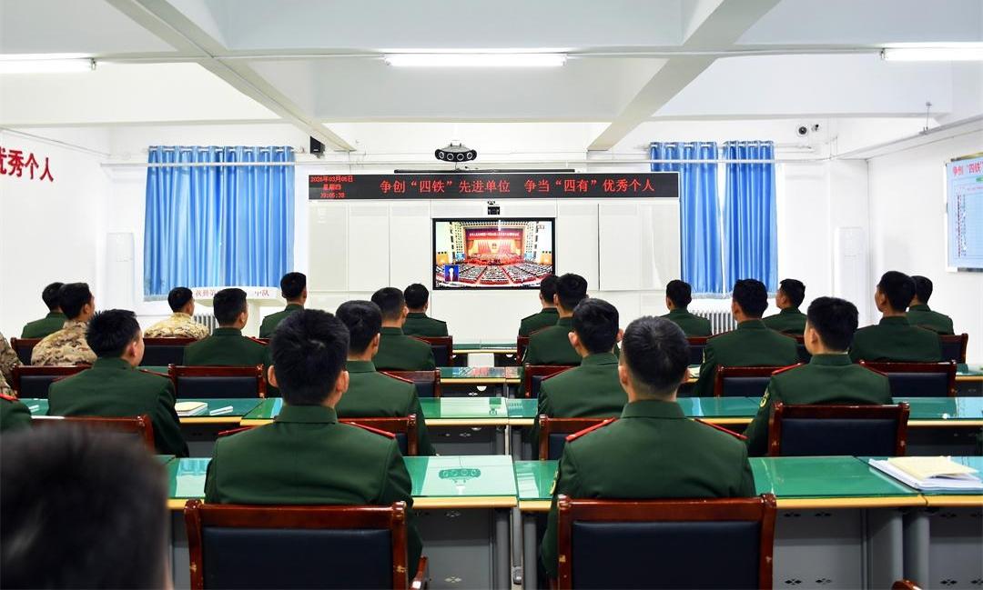 武警北京执勤第六支队掀起学习全国两会精神热潮