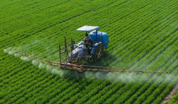 政法机关以法治担当护航春耕