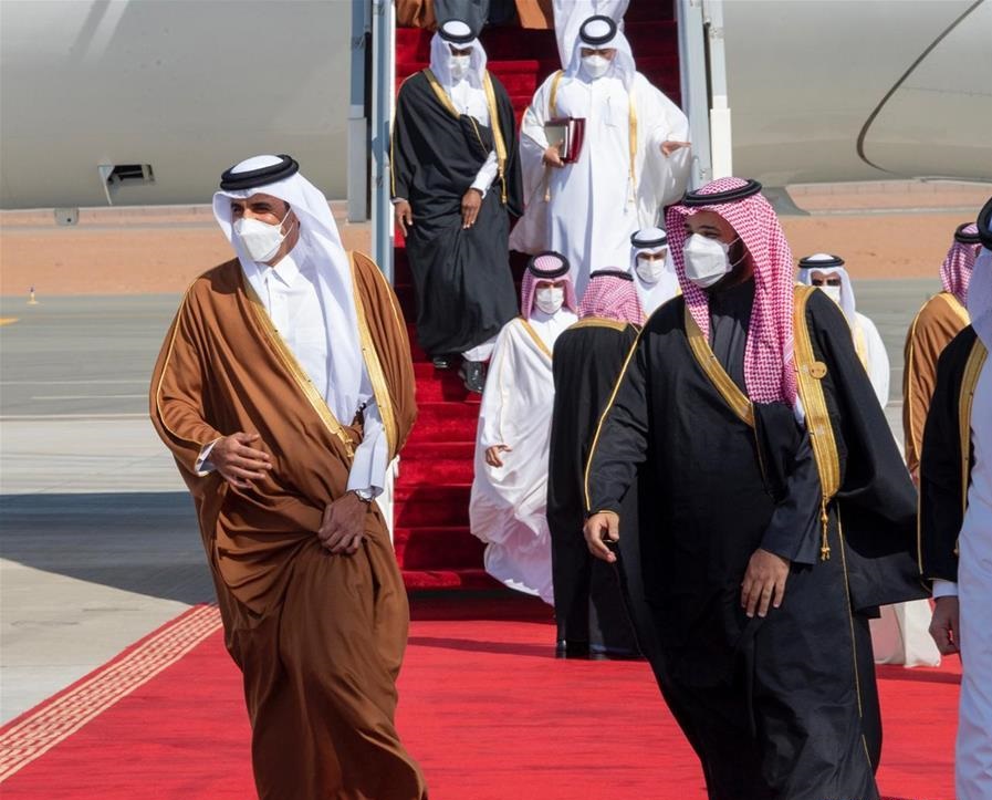 卡塔尔 现任王妃_卡塔尔现任国王是谁_卡塔尔国王塔米姆身高
