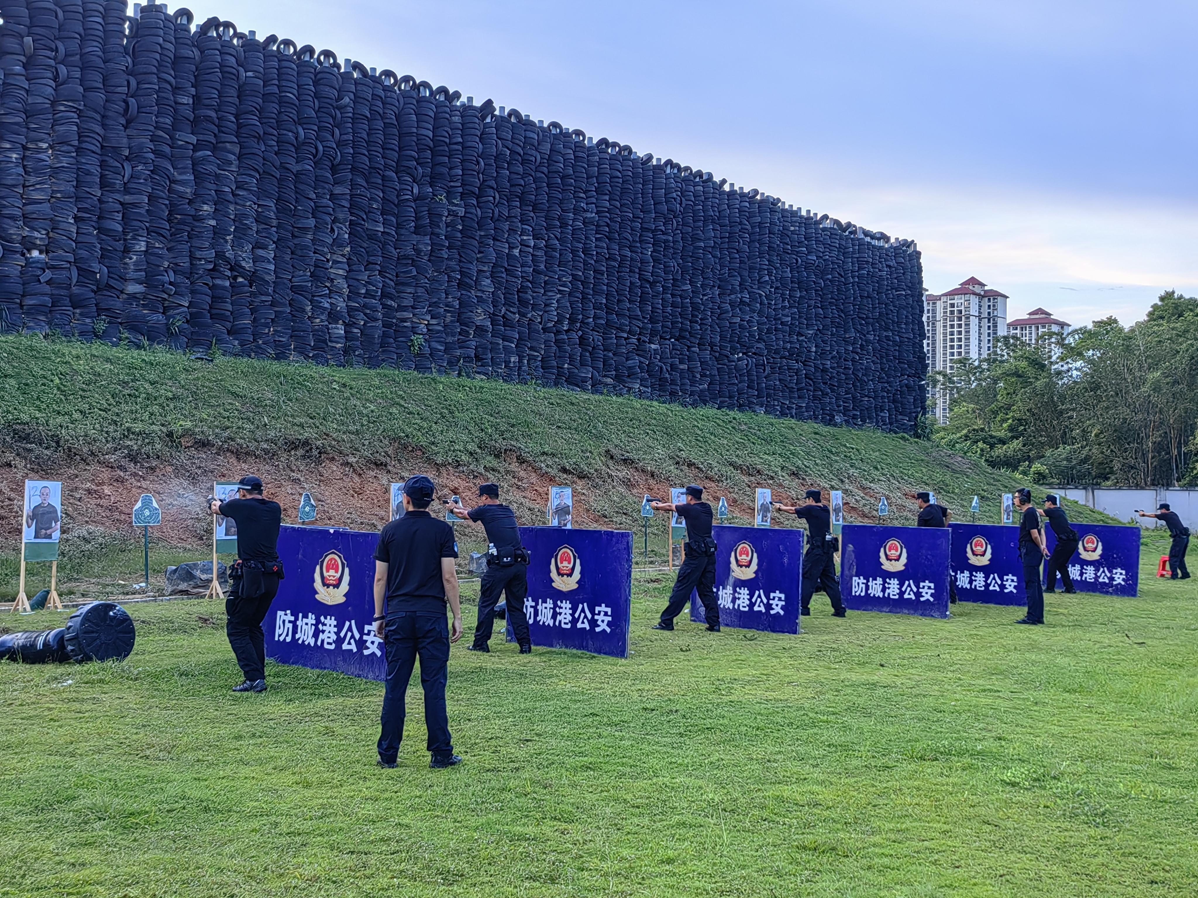 防城港警训中心：严管厚爱淬警魂 砺兵铸剑锻铁军