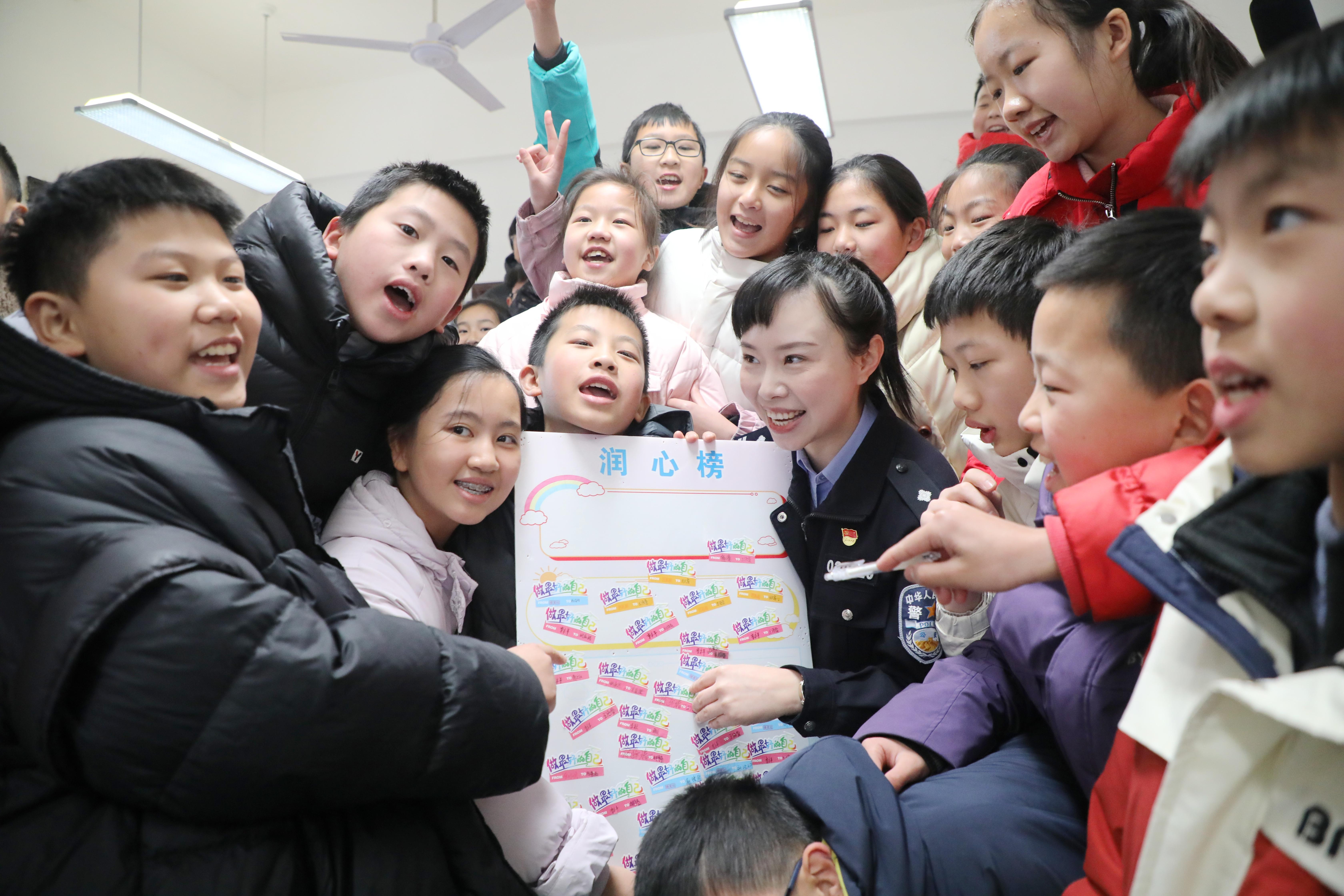 江西九江：安全宣传进校园