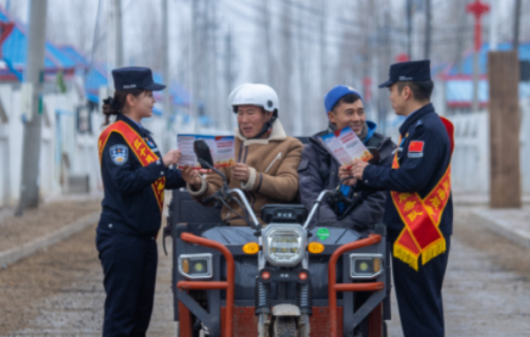 “古丽警话”：“线上+线下”双向发力 顺口溜普法宣传接地气