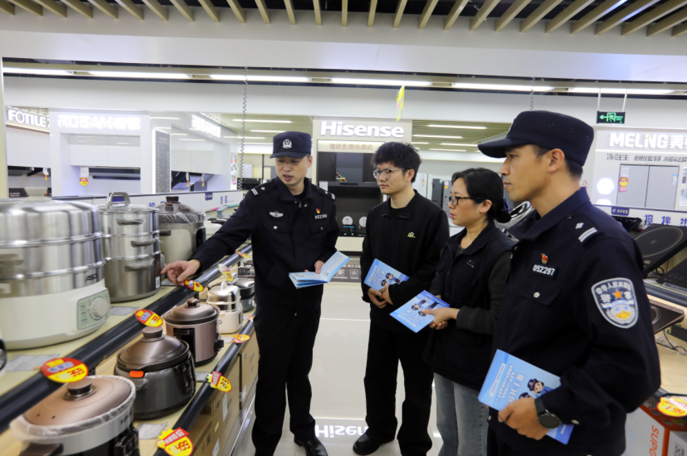 江西分宜公安开展知识产权普法宣传活动