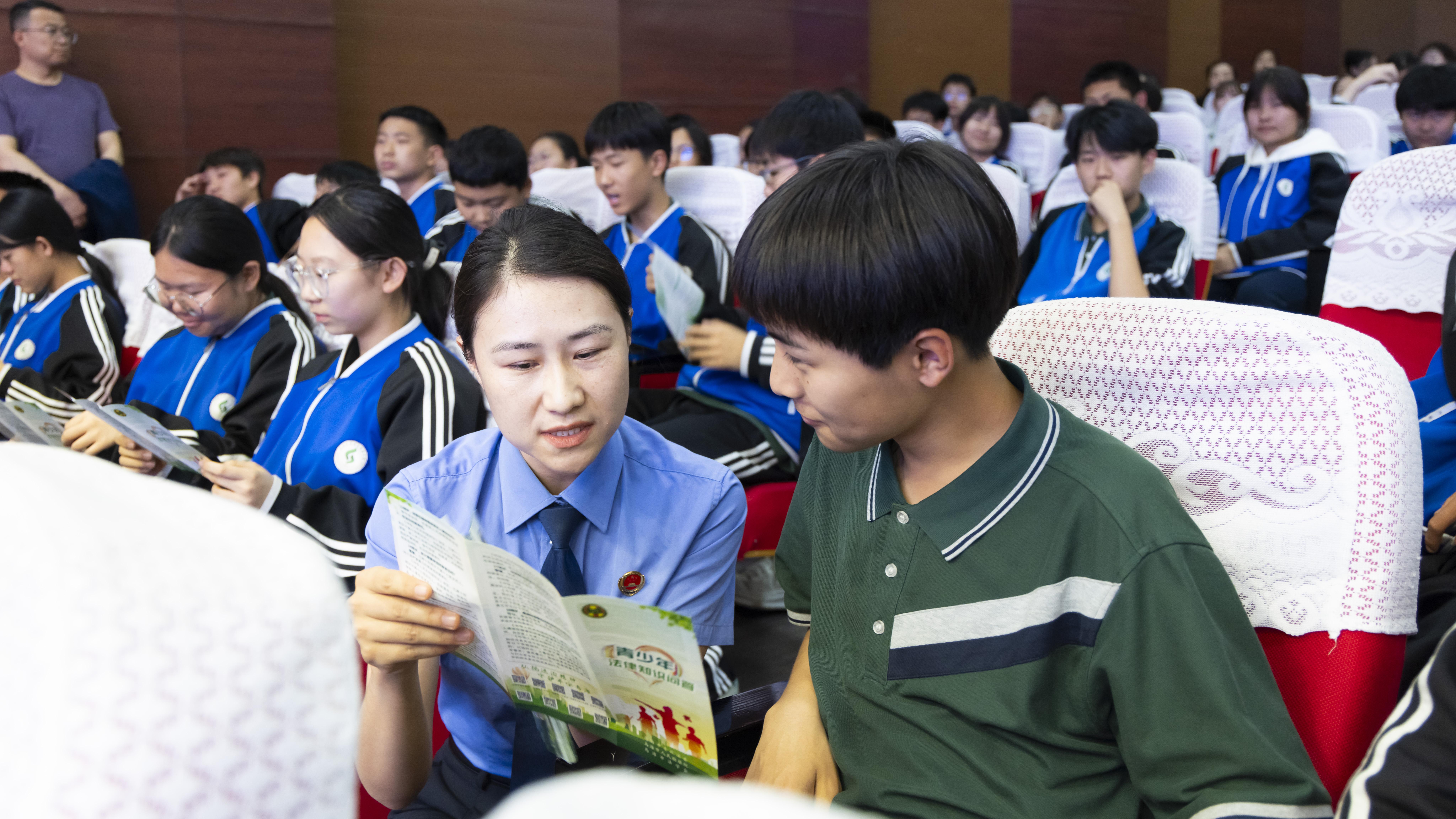 内蒙古乌海市人民检察院开展普法活动