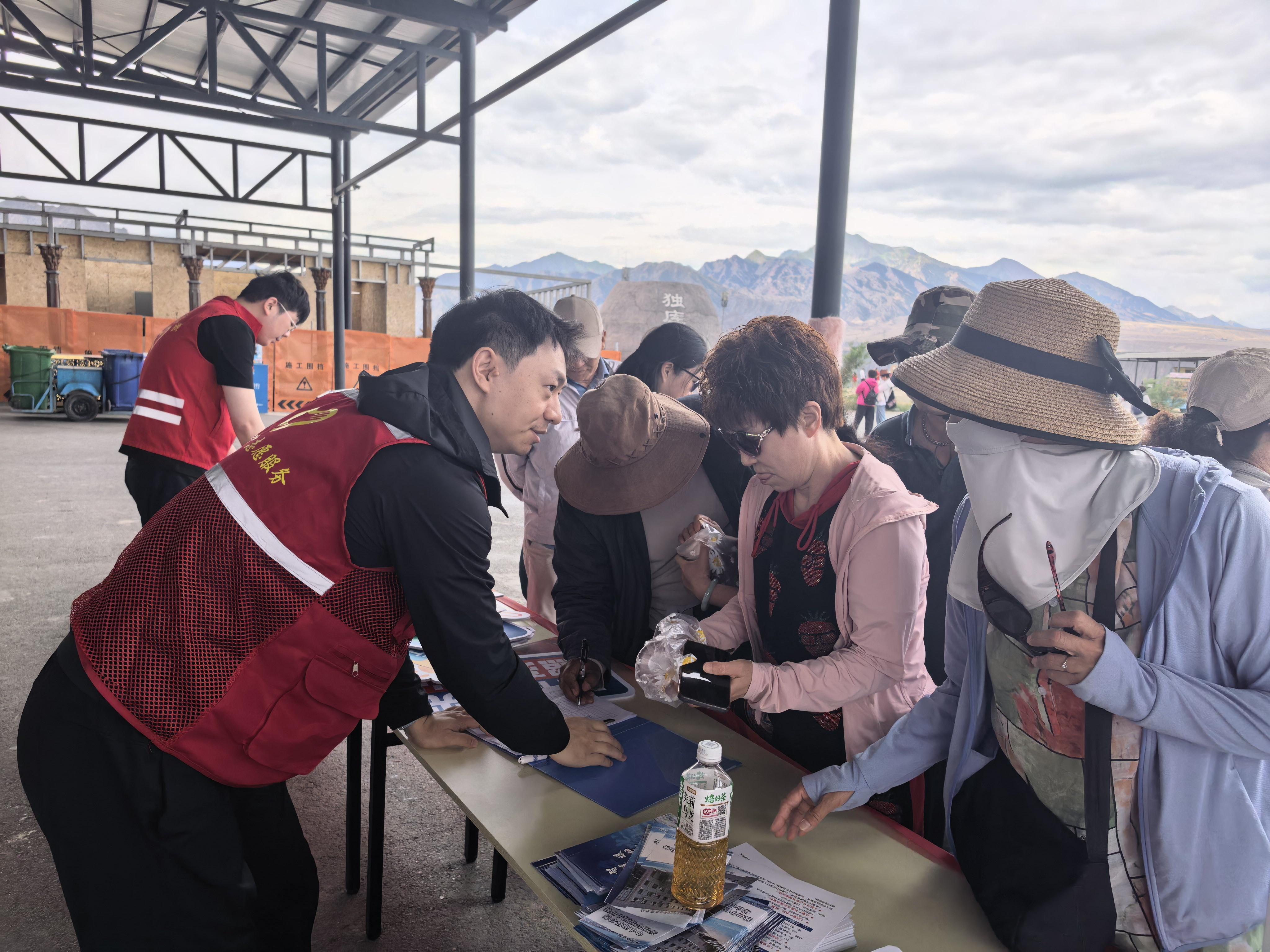 法治“四合院”送法进景区 法润文旅护航文明旅游