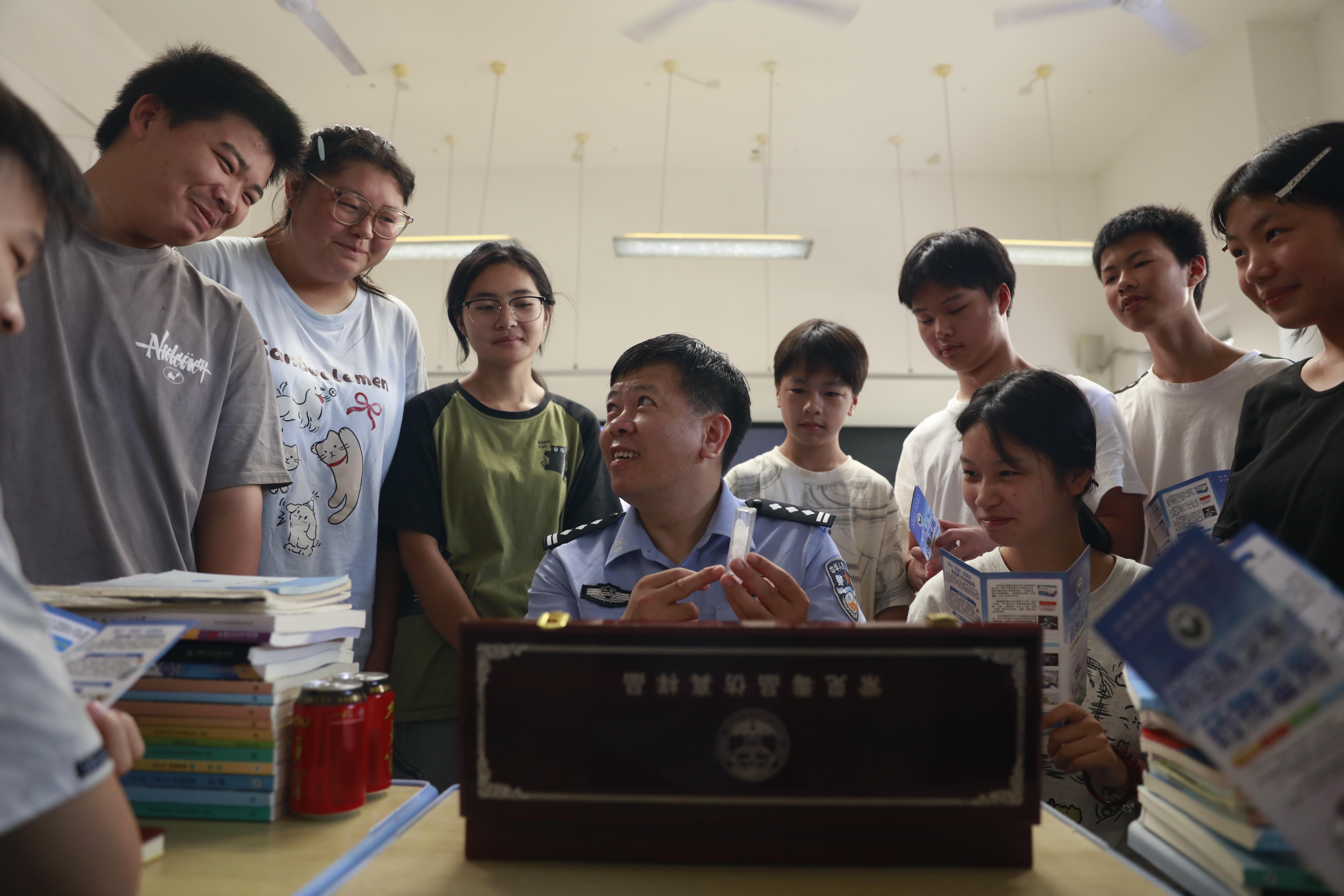 江西永丰：禁毒宣传进校园进企业