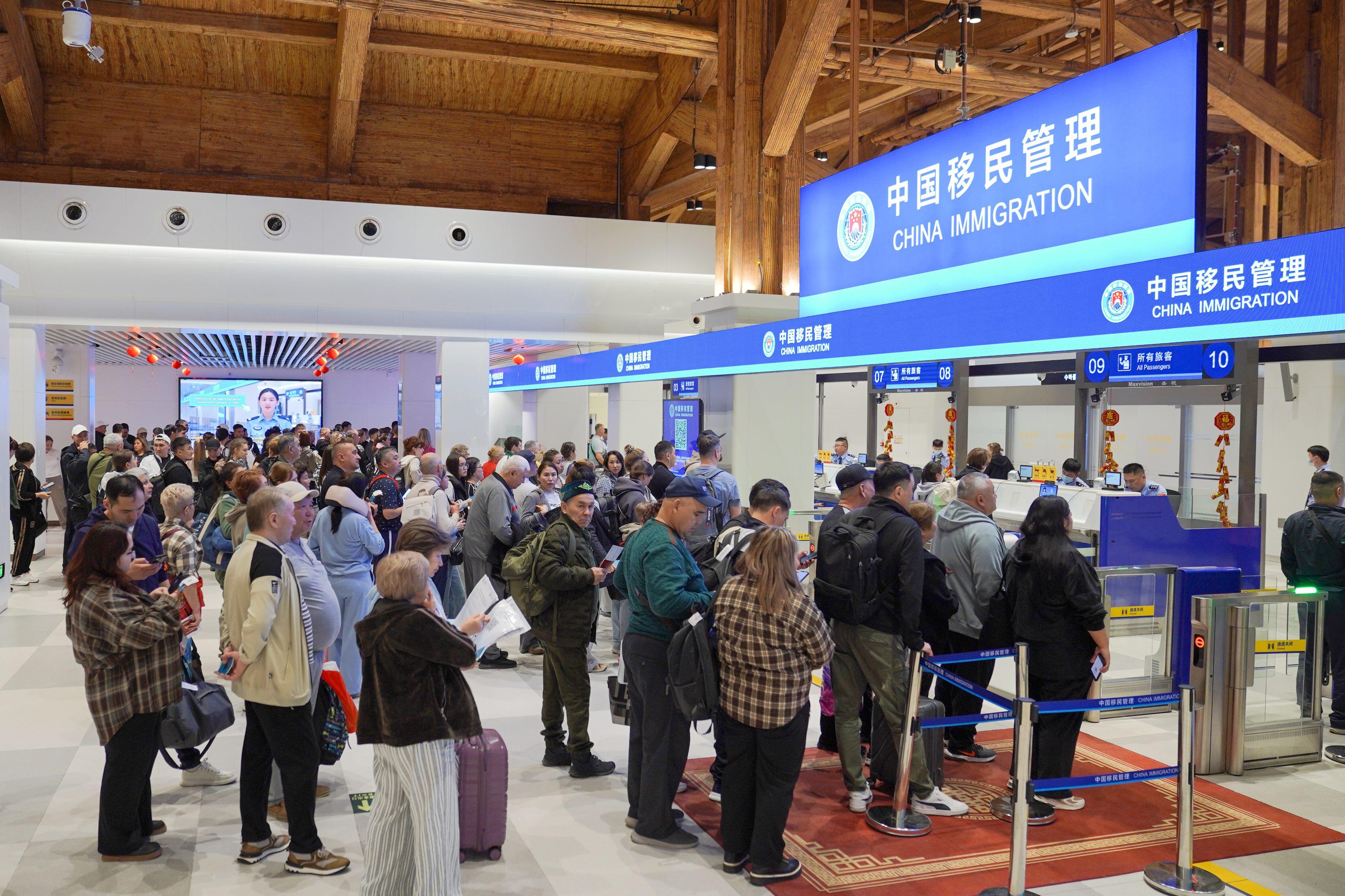 守望热力涌动的南疆国门