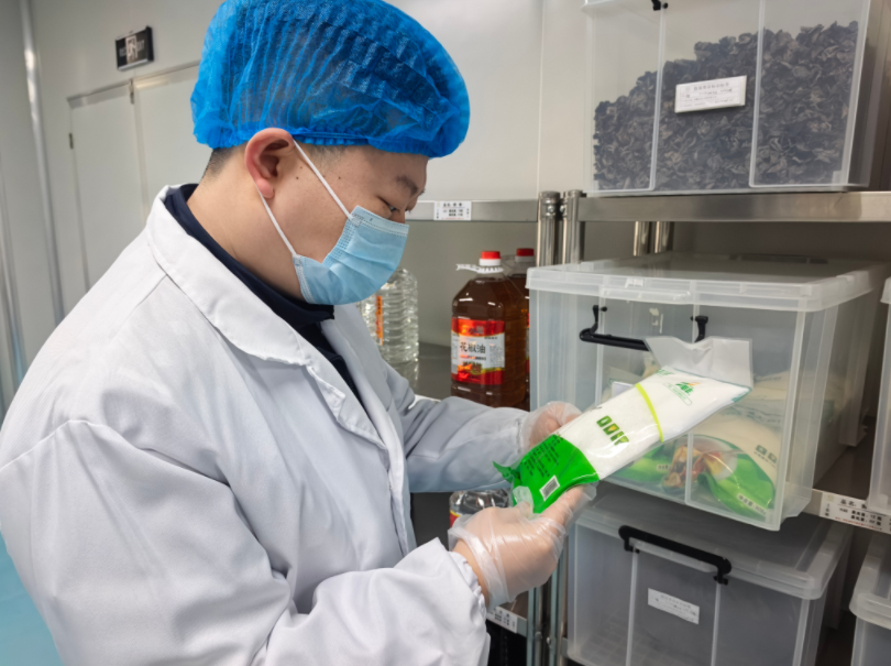 乌鲁木齐市多部门联合开展校园食品安全检查