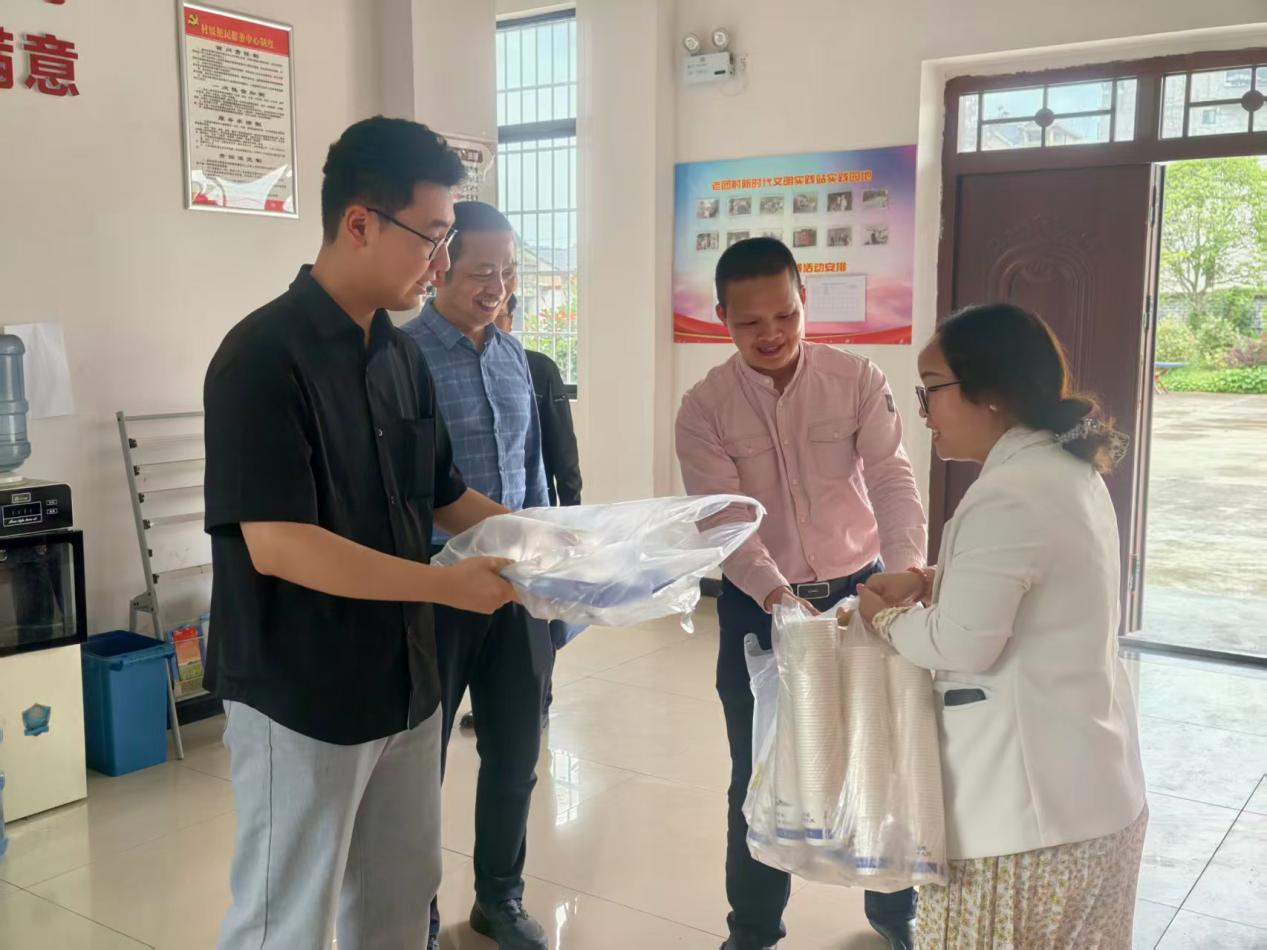 湖南洪江开展走访督导铁路沿线乡村（社区）活动