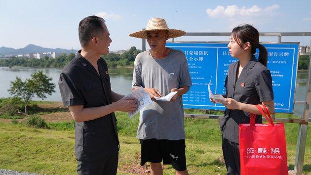 江西景德镇：同心防溺 共护未来