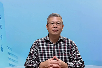 以“专家型”记者和“务实型”站长为目标