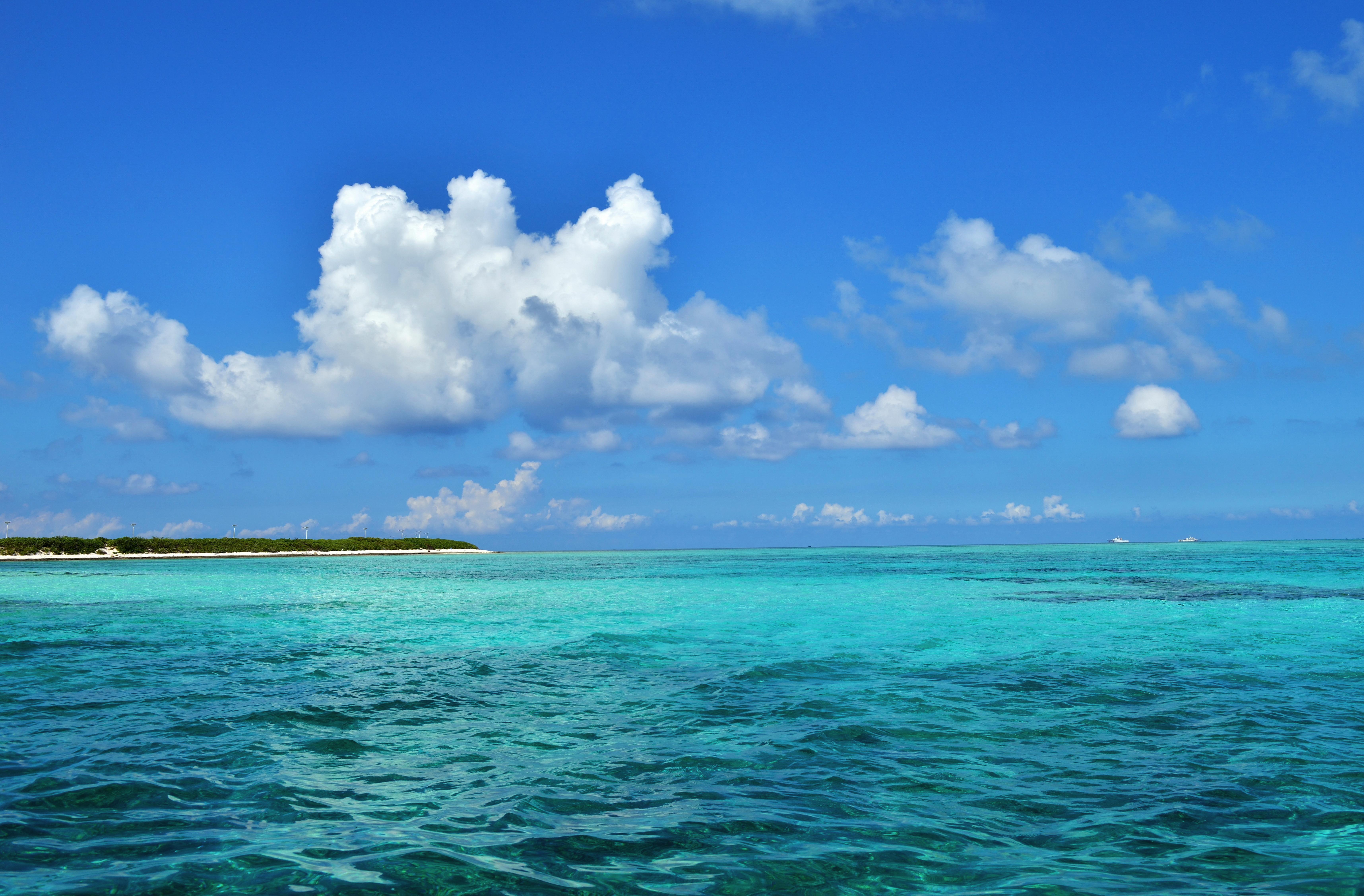 海南法院以高质量司法服务自贸港高质量发展