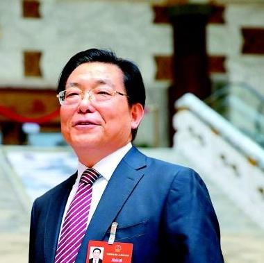 周佑勇：既深耕学术沃土 又关注社会问题