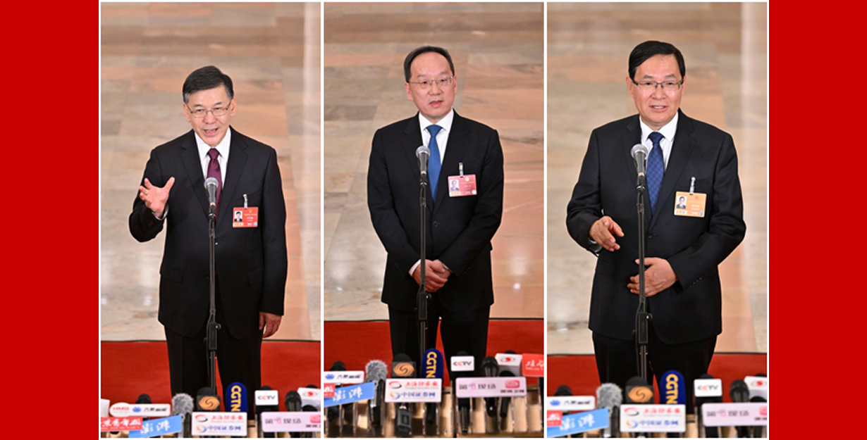 十四屆全國人大四次會議首場“部長通道”集中采訪活動舉行