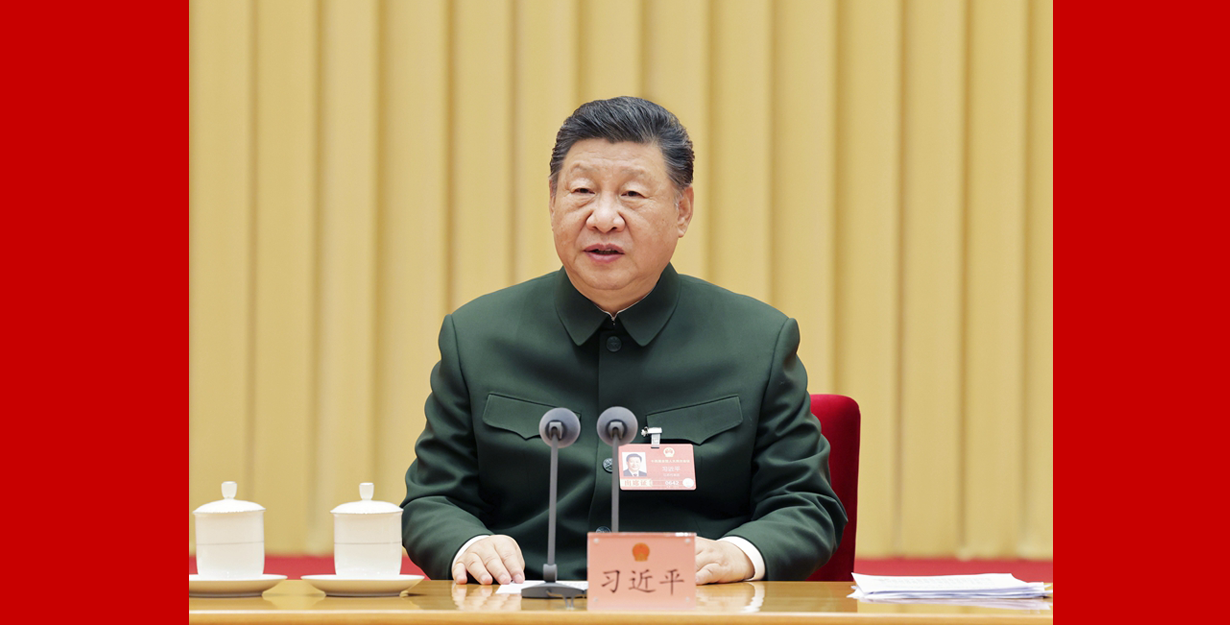 习近平出席解放军和武警部队代表团全体会议
